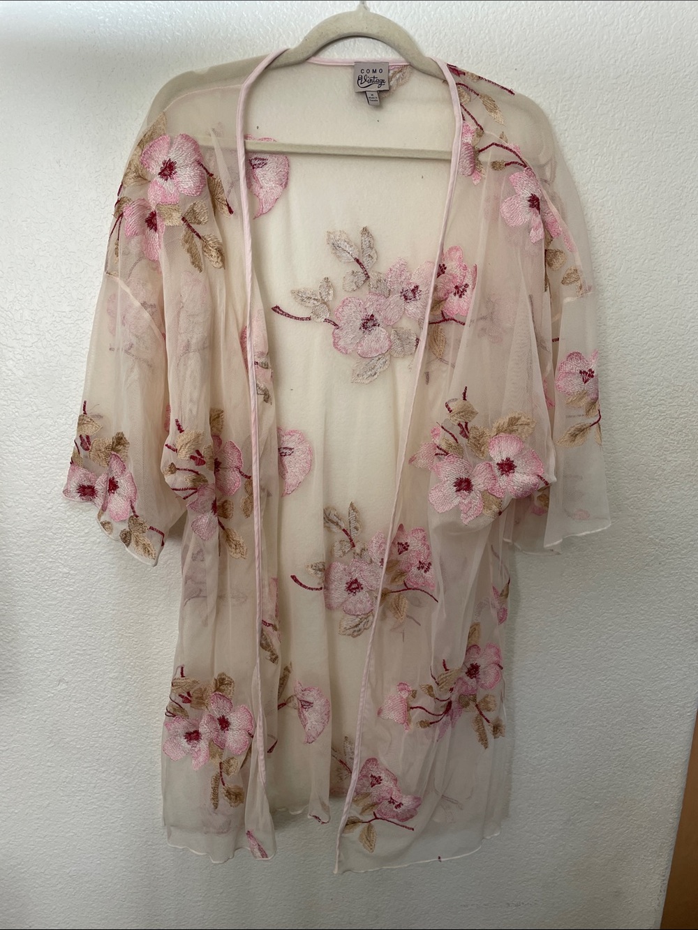 Como Vintage Pale Pink embroidered sheer robe duster feminine romantic M